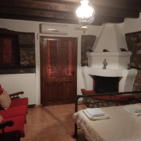 Traditional Guesthouse Archontoula Палеос Пантелеймон Екстериор снимка