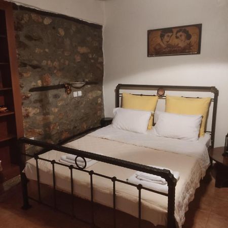 Traditional Guesthouse Archontoula Палеос Пантелеймон Екстериор снимка