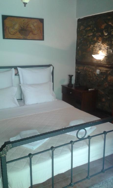 Traditional Guesthouse Archontoula Палеос Пантелеймон Екстериор снимка
